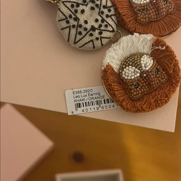 Mignonne Gavigan Leo Luxe Earrings NWT - MG Box included - Picture 2 of 5